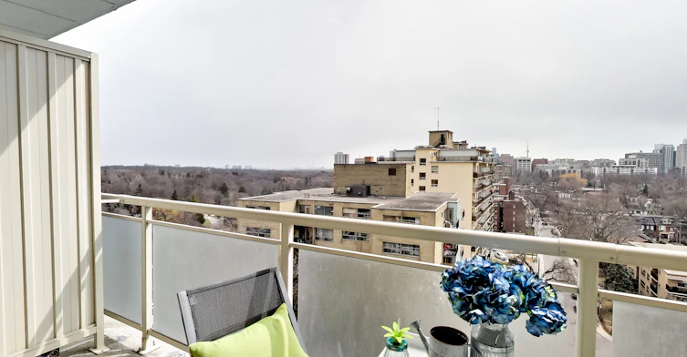 1715-23 Lascelles Boulevard, Toronto, ON, M4V 2B9 - 24