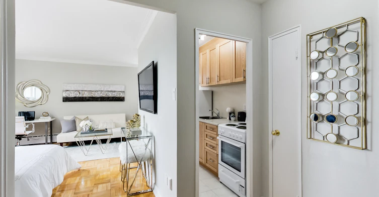 0405-460 Eglinton Avenue East, Toronto, ON, M4P 1M3 - 35