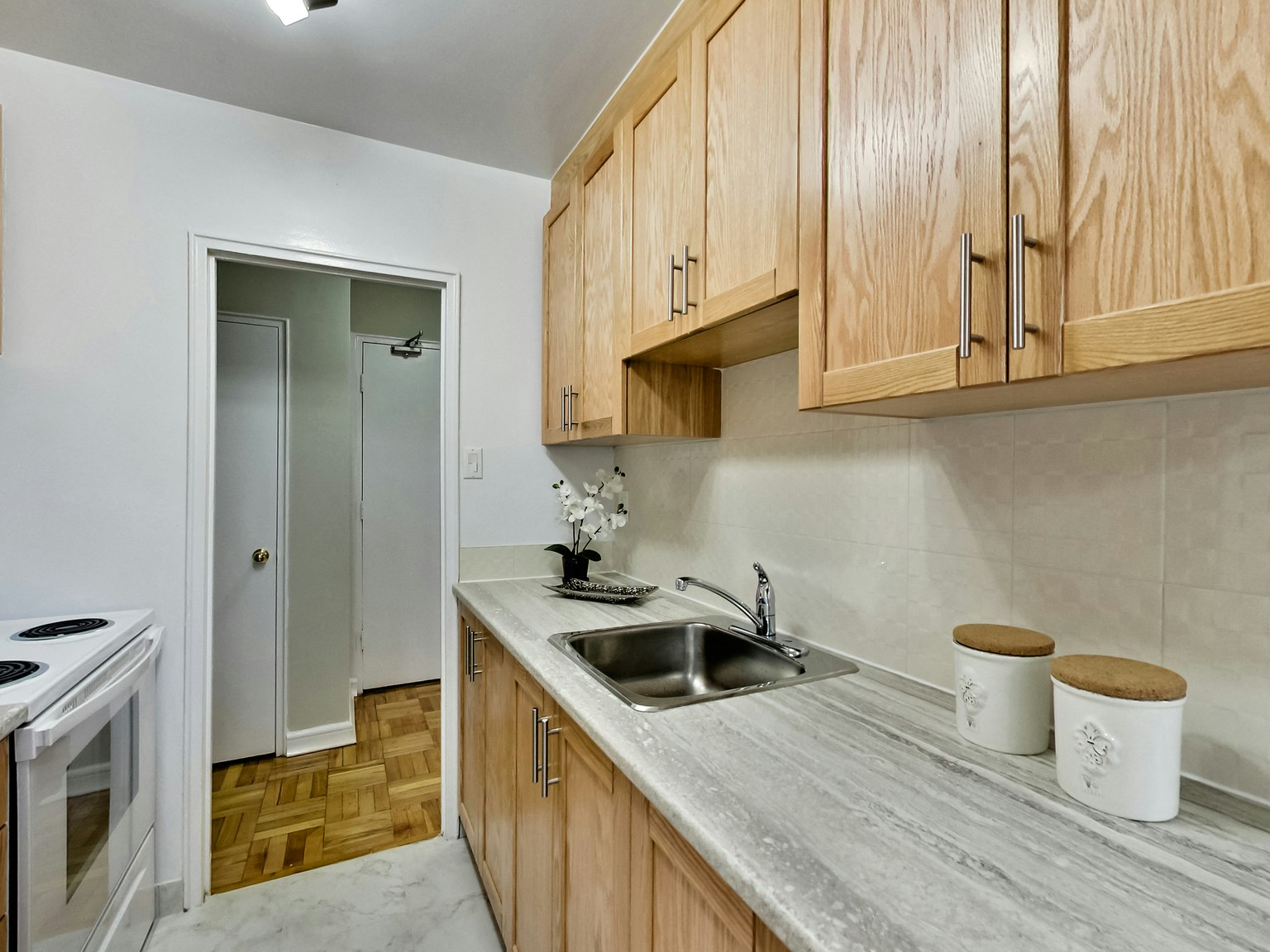 0405-460 Eglinton Avenue East, Toronto, ON, M4P 1M3 - 51