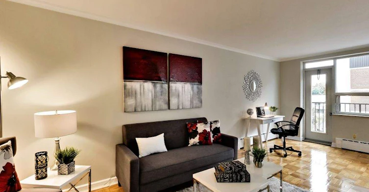 0102-460 Eglinton Avenue East, Toronto, ON, M4P 1M3