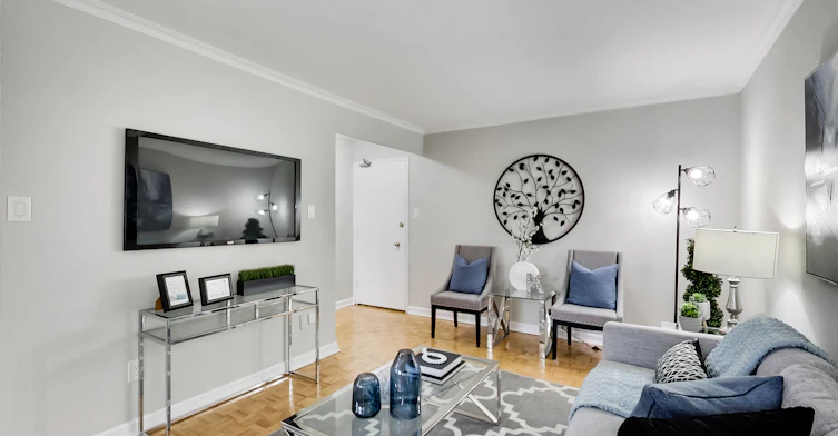 0102-460 Eglinton Avenue East, Toronto, ON, M4P 1M3 - 69