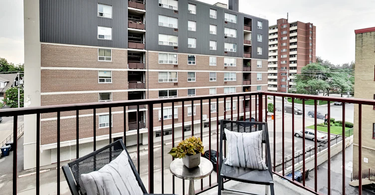 0102-460 Eglinton Avenue East, Toronto, ON, M4P 1M3 - 41