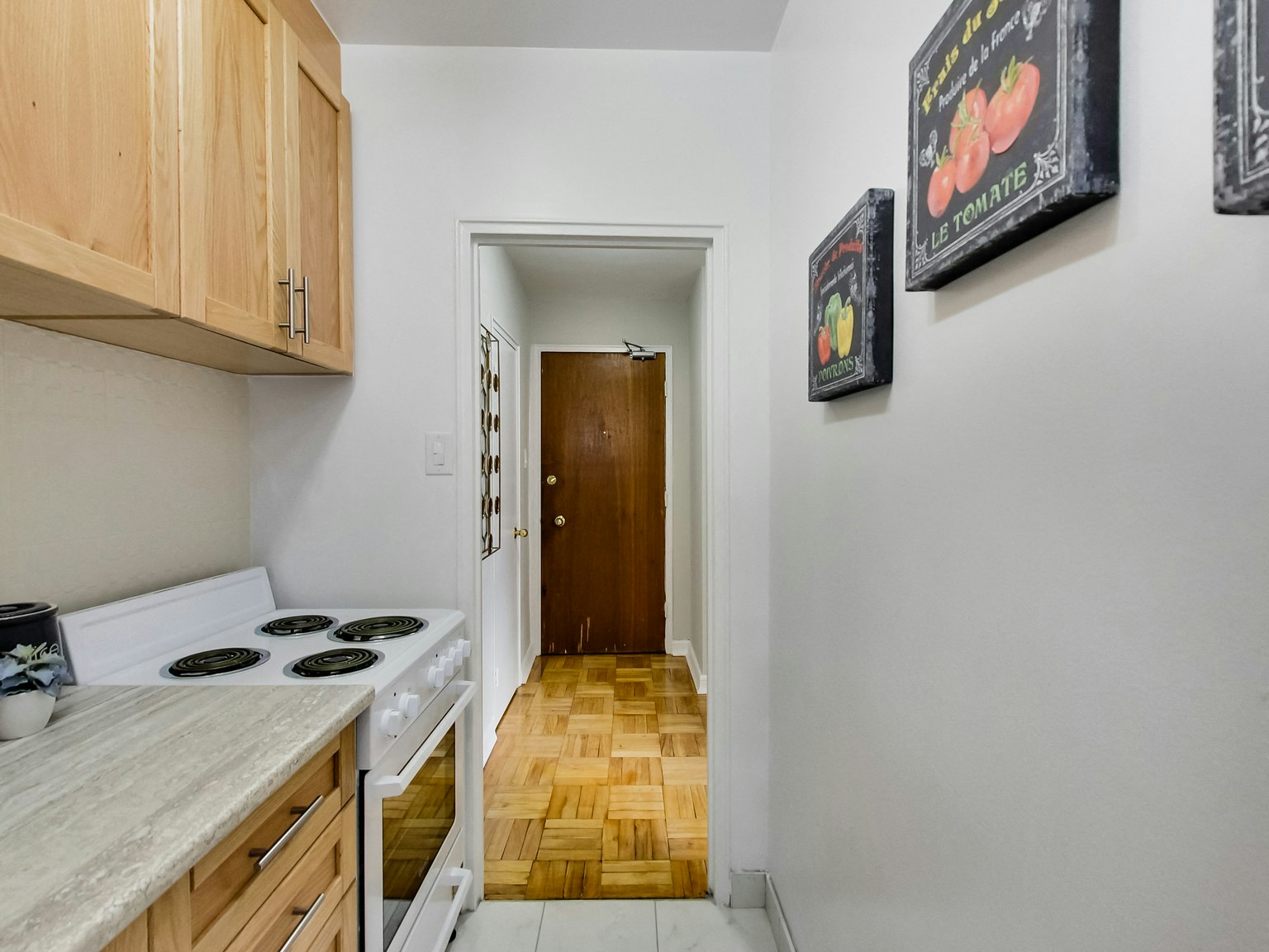 0102-460 Eglinton Avenue East, Toronto, ON, M4P 1M3 - 37
