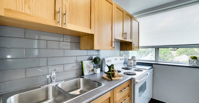 0606-630 Roselawn Avenue, Toronto, ON, M5N 1K8 - 82