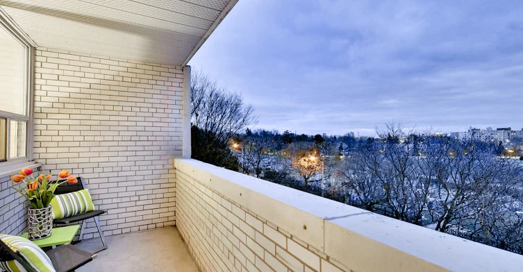 0201-630 Roselawn Avenue, Toronto, ON, M5N 1K8 - 37