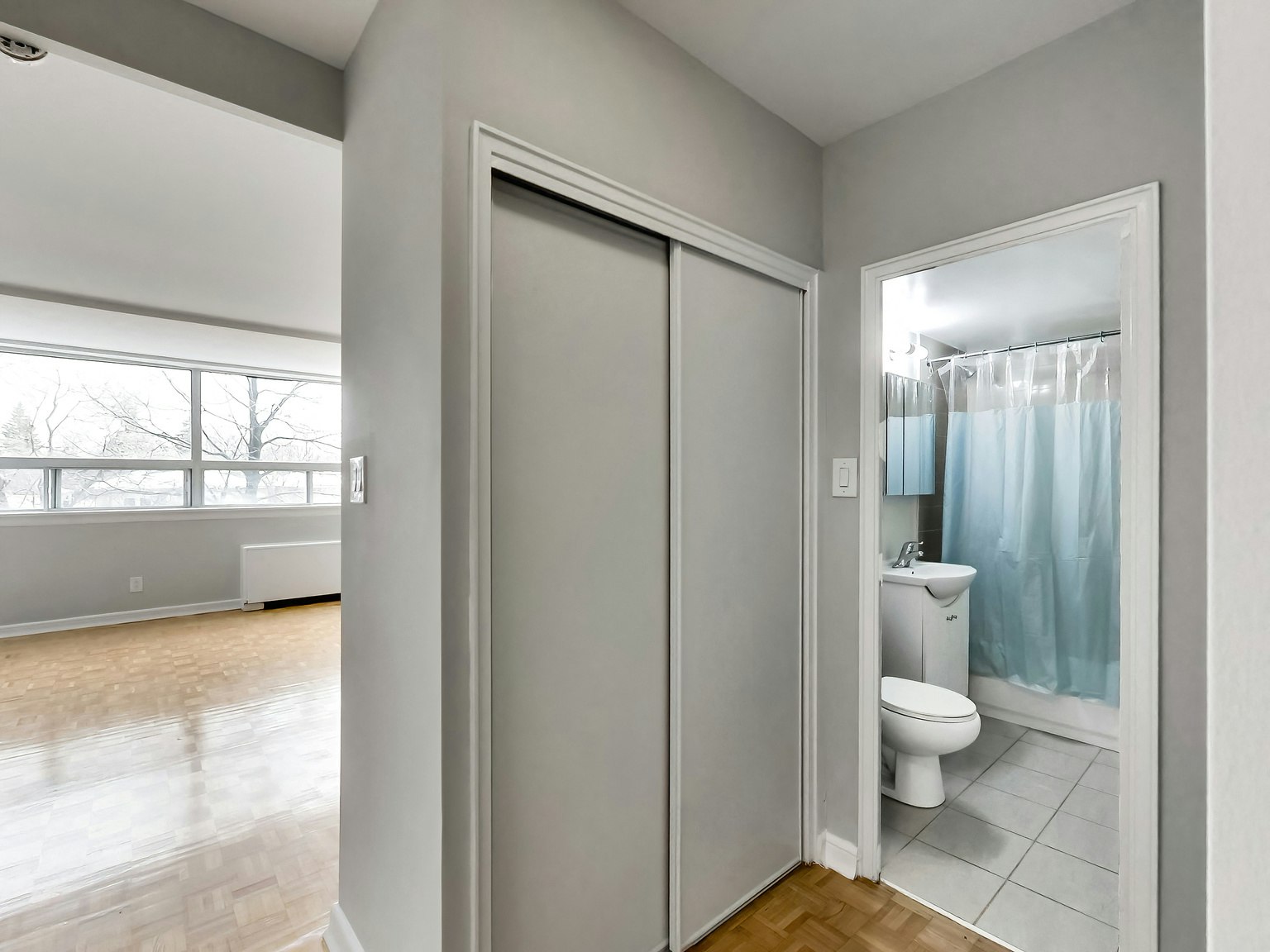 0201-630 Roselawn Avenue, Toronto, ON, M5N 1K8 - 15