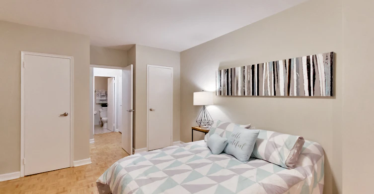 0201-630 Roselawn Avenue, Toronto, ON, M5N 1K8 - 46