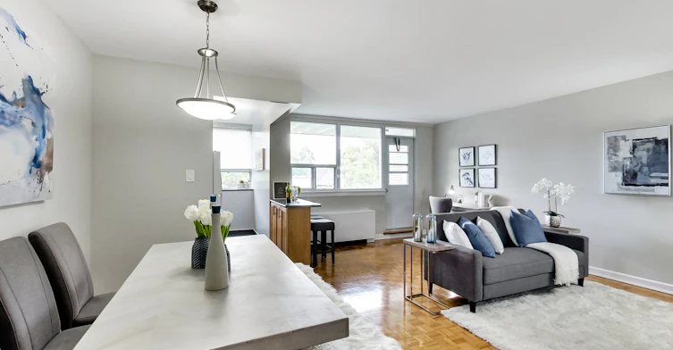 0201-630 Roselawn Avenue, Toronto, ON, M5N 1K8 - 51