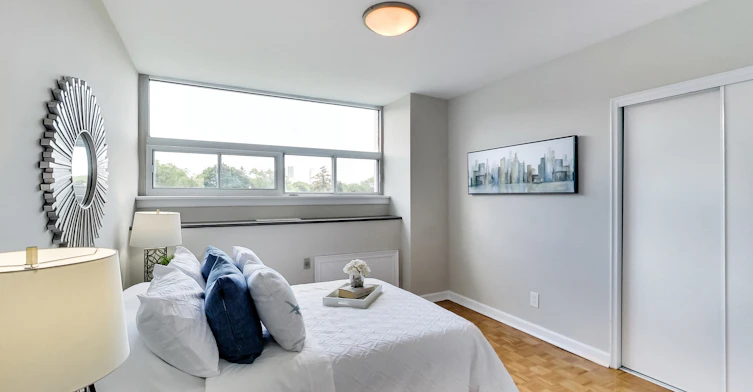 0201-630 Roselawn Avenue, Toronto, ON, M5N 1K8 - 53