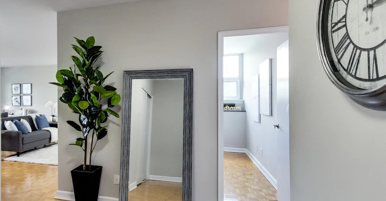 0201-630 Roselawn Avenue, Toronto, ON, M5N 1K8 - 59