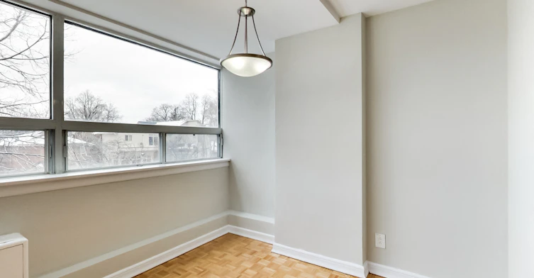 0201-630 Roselawn Avenue, Toronto, ON, M5N 1K8 - 29