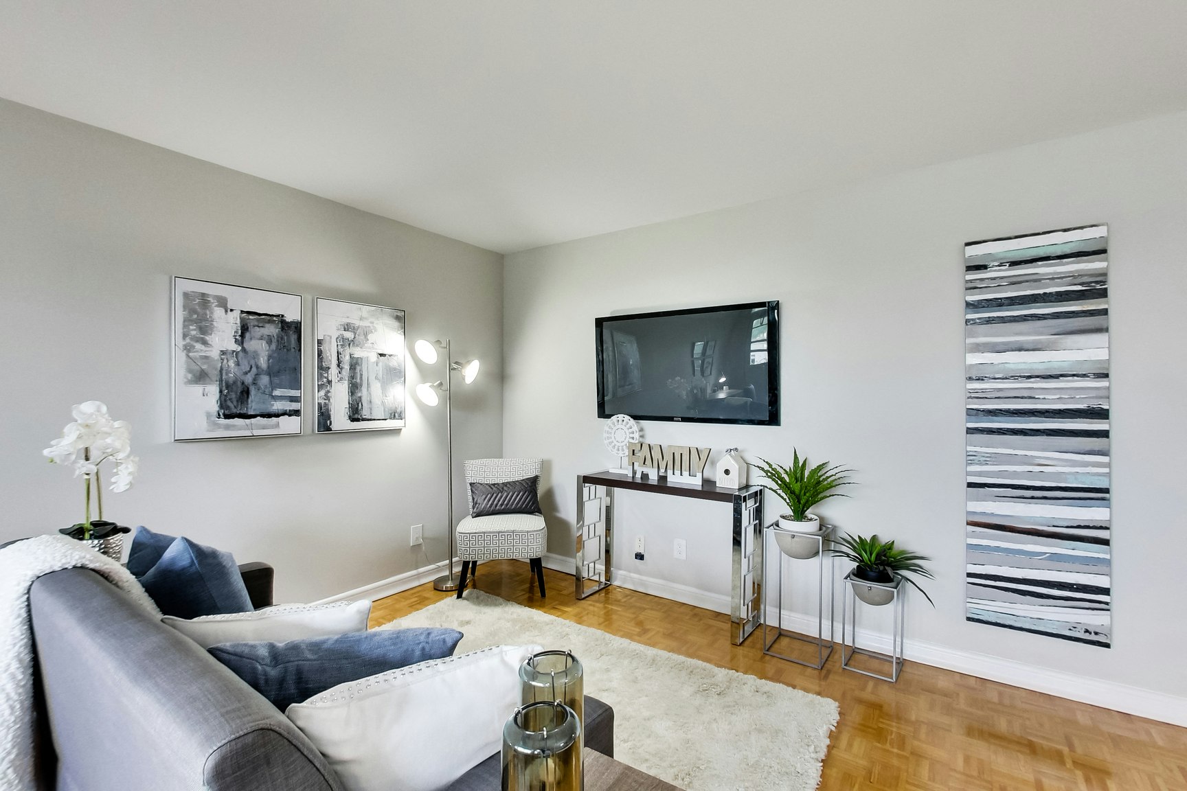 0201-630 Roselawn Avenue, Toronto, ON, M5N 1K8 - 71