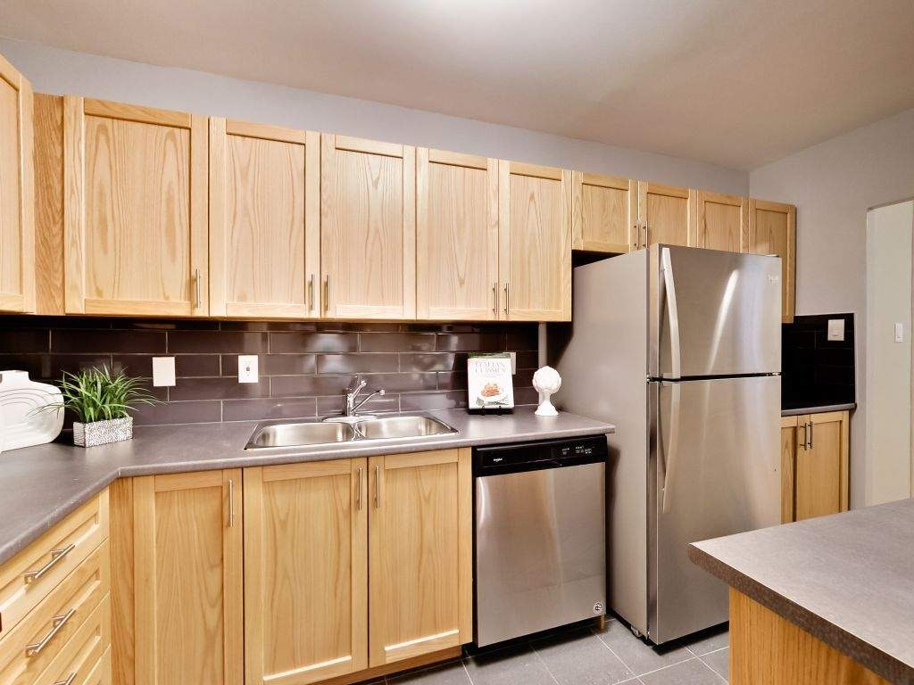 0201-630 Roselawn Avenue, Toronto, ON, M5N 1K8 - 7