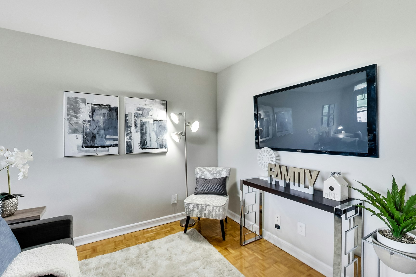 0201-630 Roselawn Avenue, Toronto, ON, M5N 1K8 - 72