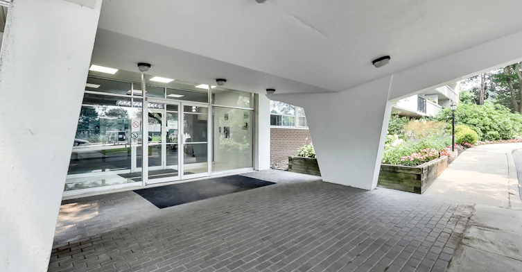 0201-630 Roselawn Avenue, Toronto, ON, M5N 1K8 - 49