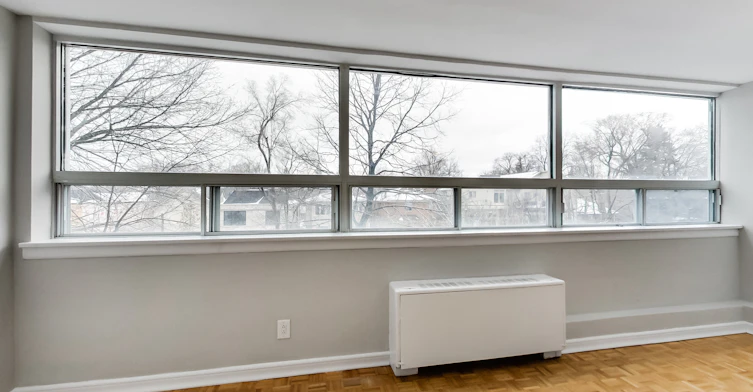 0201-630 Roselawn Avenue, Toronto, ON, M5N 1K8 - 19