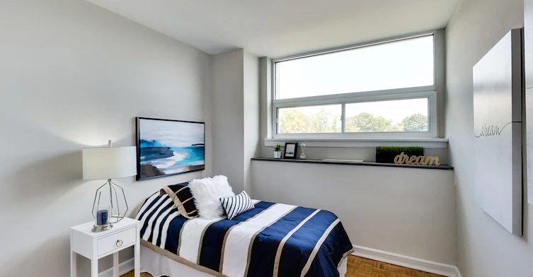 0201-630 Roselawn Avenue, Toronto, ON, M5N 1K8 - 57