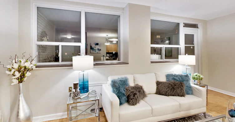 0201-630 Roselawn Avenue, Toronto, ON, M5N 1K8 - 42