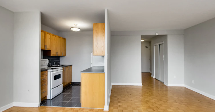 0201-630 Roselawn Avenue, Toronto, ON, M5N 1K8 - 27