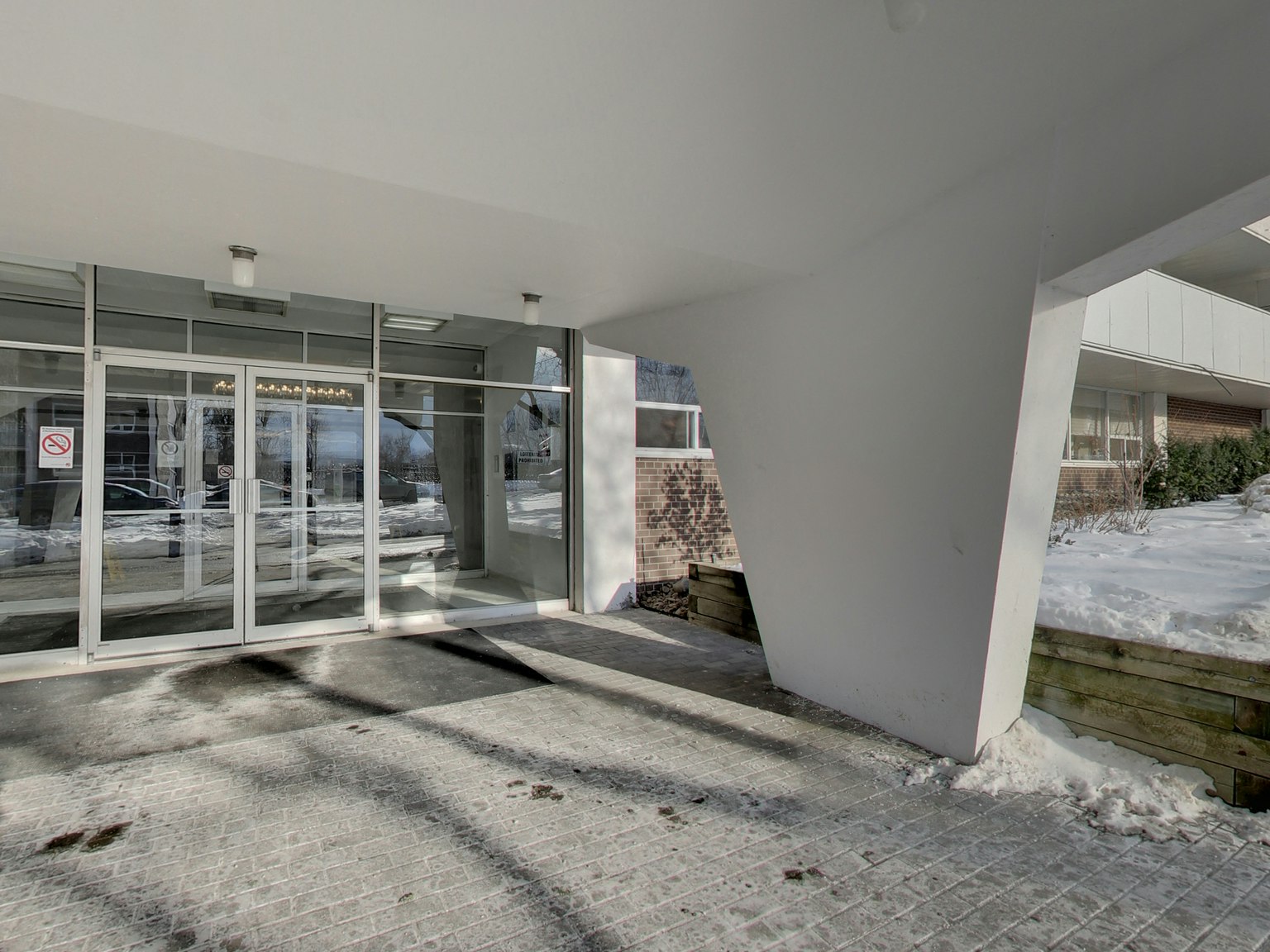 0201-630 Roselawn Avenue, Toronto, ON, M5N 1K8 - 8