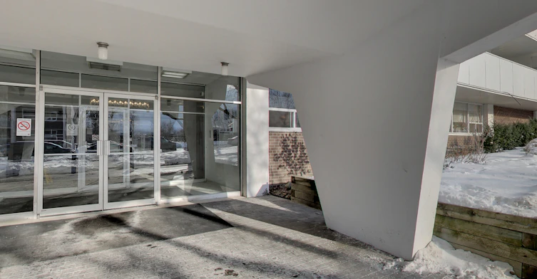0201-630 Roselawn Avenue, Toronto, ON, M5N 1K8 - 8