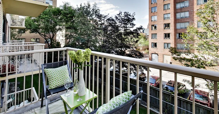 0307-680 Roselawn Avenue, Toronto, ON, M5N 1L3 - 2
