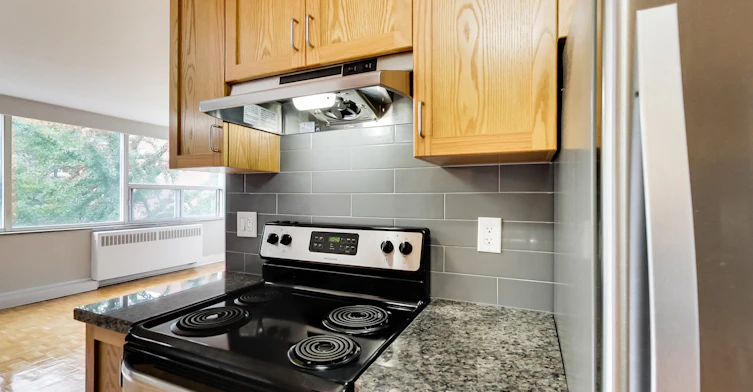 0501-680 Roselawn Avenue, Toronto, ON, M5N 1L3 - 91