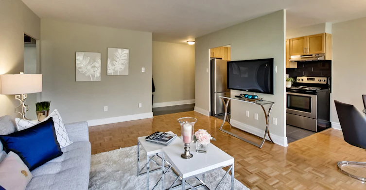 0501-680 Roselawn Avenue, Toronto, ON, M5N 1L3 - 6