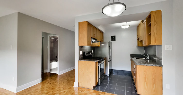0203-680 Roselawn Avenue, Toronto, ON, M5N 1L3 - 73