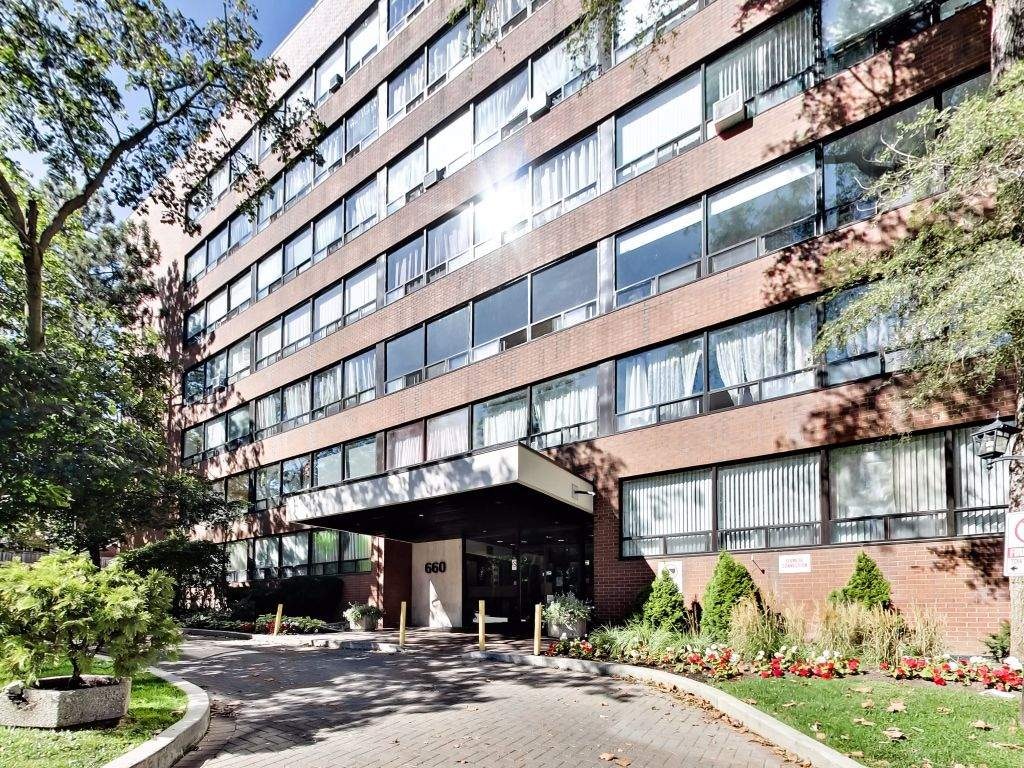 0509-660 Briar Hill Avenue, Toronto, ON, M6B 1L2 - 2