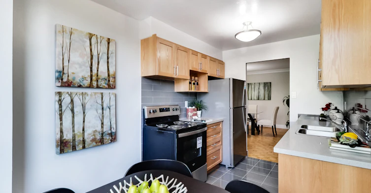 0201-660 Briar Hill Avenue, Toronto, ON, M6B 1L2 - 79