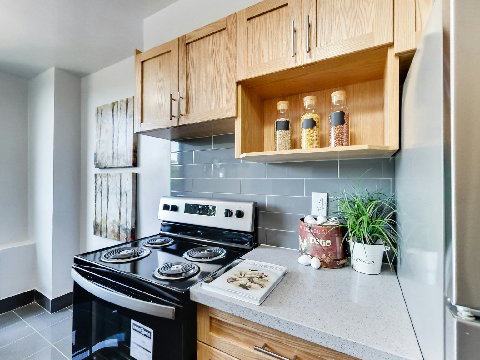 0201-660 Briar Hill Avenue, Toronto, ON, M6B 1L2 - 72