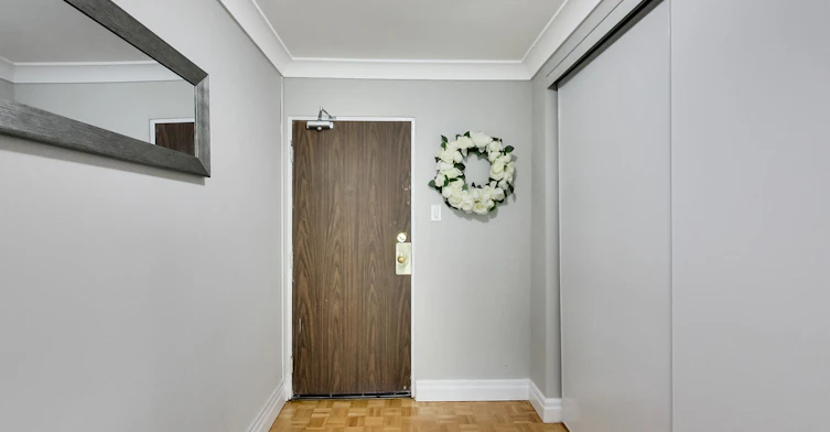 0201-660 Briar Hill Avenue, Toronto, ON, M6B 1L2 - 68