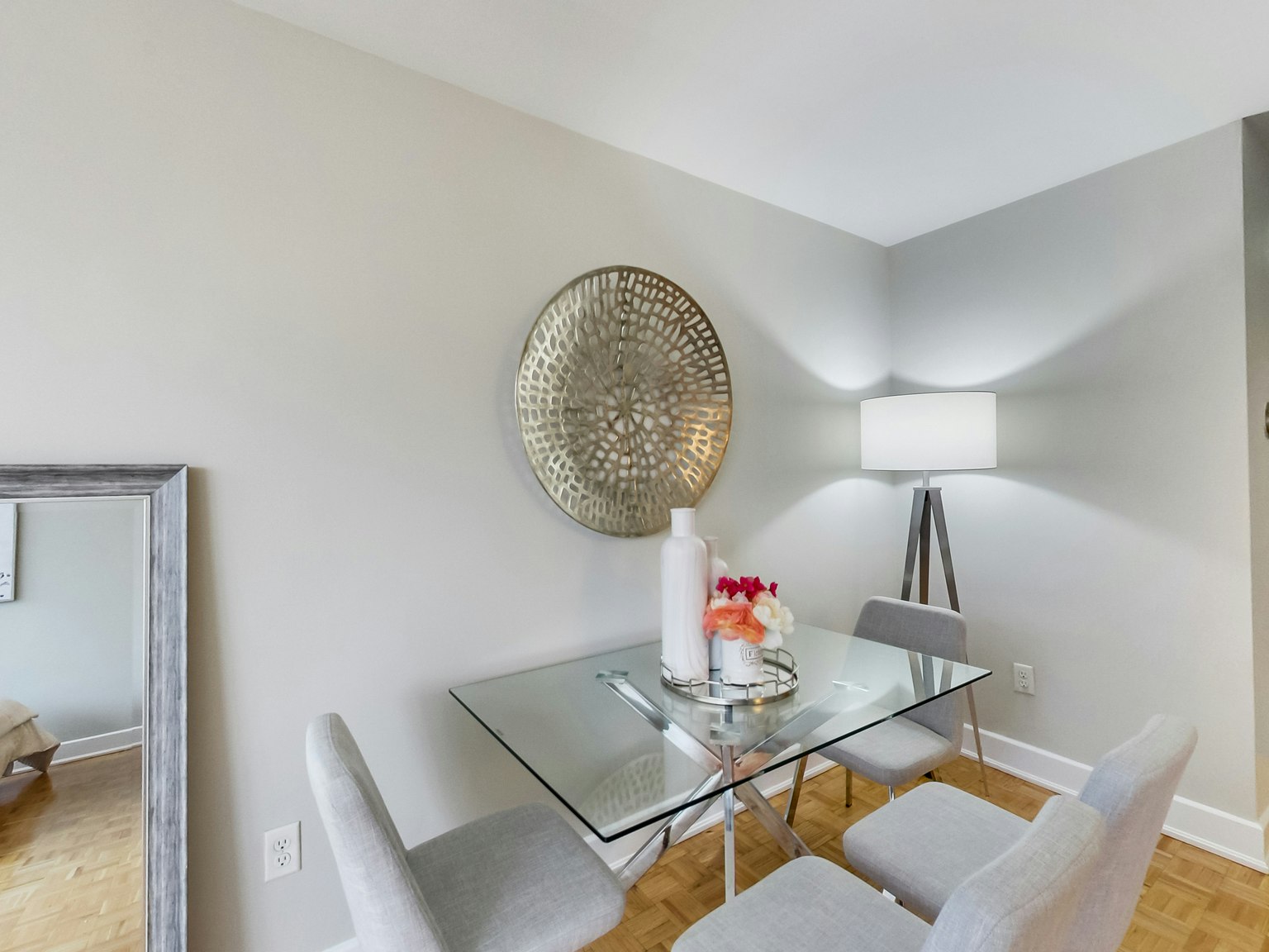 0201-660 Briar Hill Avenue, Toronto, ON, M6B 1L2 - 26