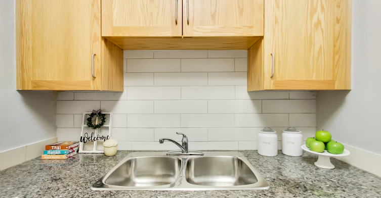0201-660 Briar Hill Avenue, Toronto, ON, M6B 1L2 - 19