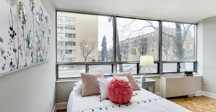 0201-660 Briar Hill Avenue, Toronto, ON, M6B 1L2 - 33
