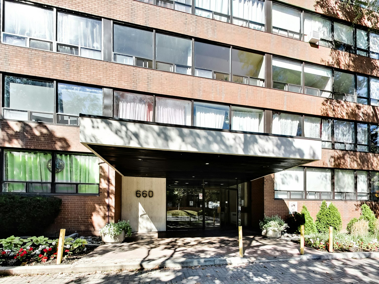 0201-660 Briar Hill Avenue, Toronto, ON, M6B 1L2 - 6