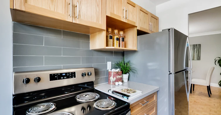 0201-660 Briar Hill Avenue, Toronto, ON, M6B 1L2 - 76
