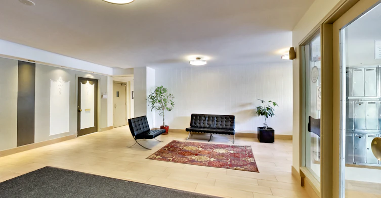 G02-2100 Bathurst Street, Toronto, ON, M5N 2P2 - 12