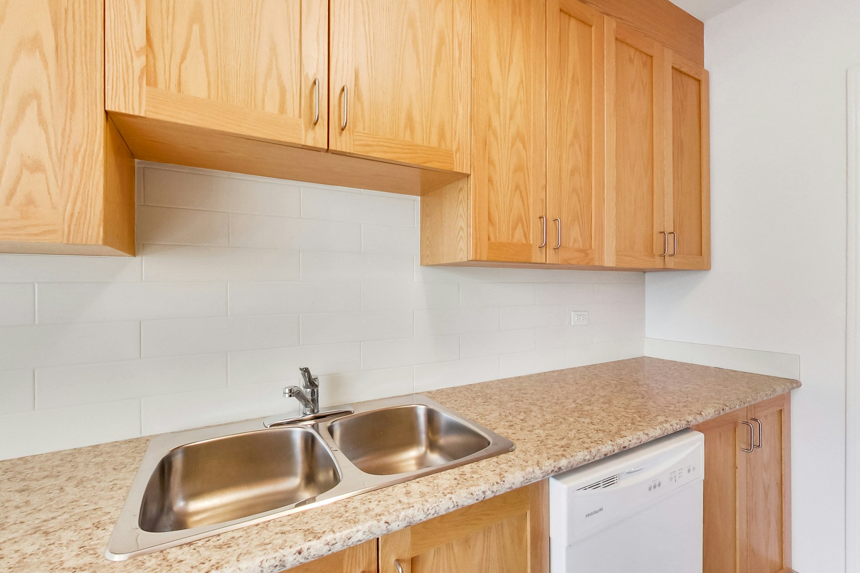 G02-2100 Bathurst Street, Toronto, ON, M5N 2P2 - 49