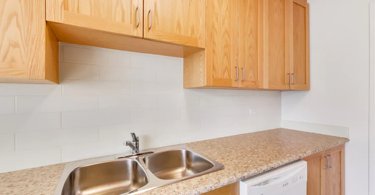 G02-2100 Bathurst Street, Toronto, ON, M5N 2P2 - 49
