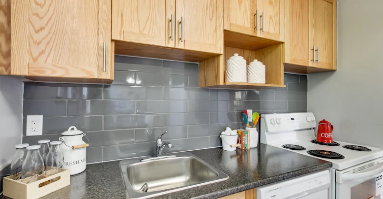 01-46 Foxden Road, Toronto, ON, M3C 2B4 - 44