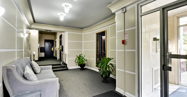 0410-14 Chatsworth Drive, Toronto, ON, M4R 1R5 - 8