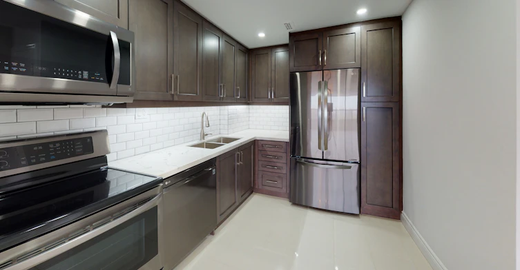 612-2515 Bathurst Street, Toronto, ON, M6B 2Z1