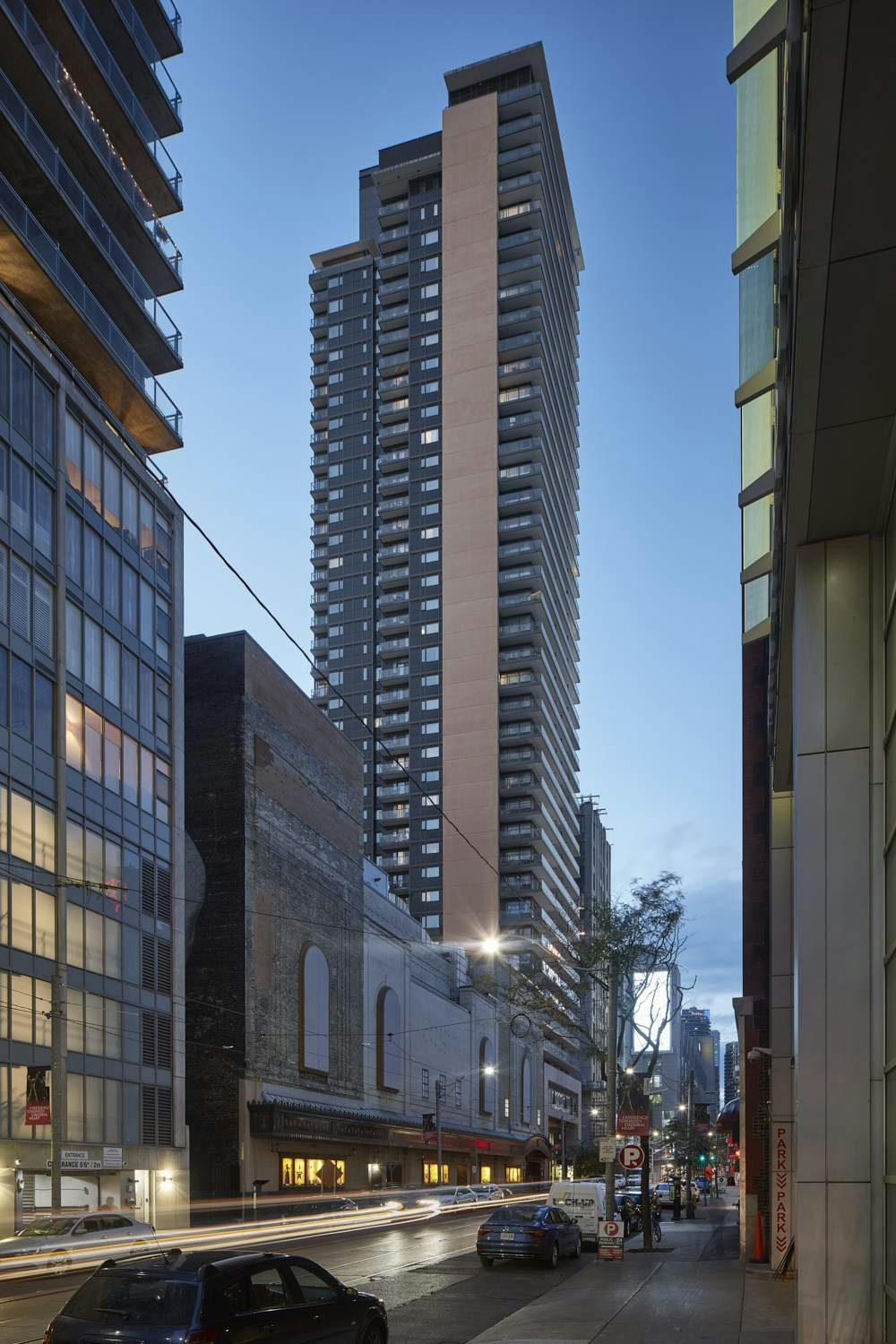 252 Victoria Street, Toronto, ON, M5B 1V8 - 2