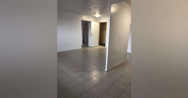 1465 Tyneburn Crescent, Mississauga, ON, L4X 1P7 - 5