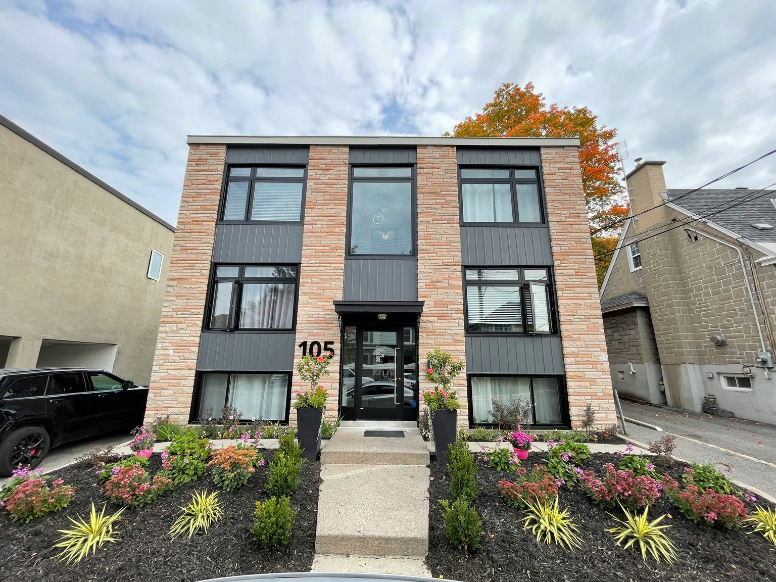 17-105 Rosemount Avenue, Ottawa, ON, K1Y 1P5