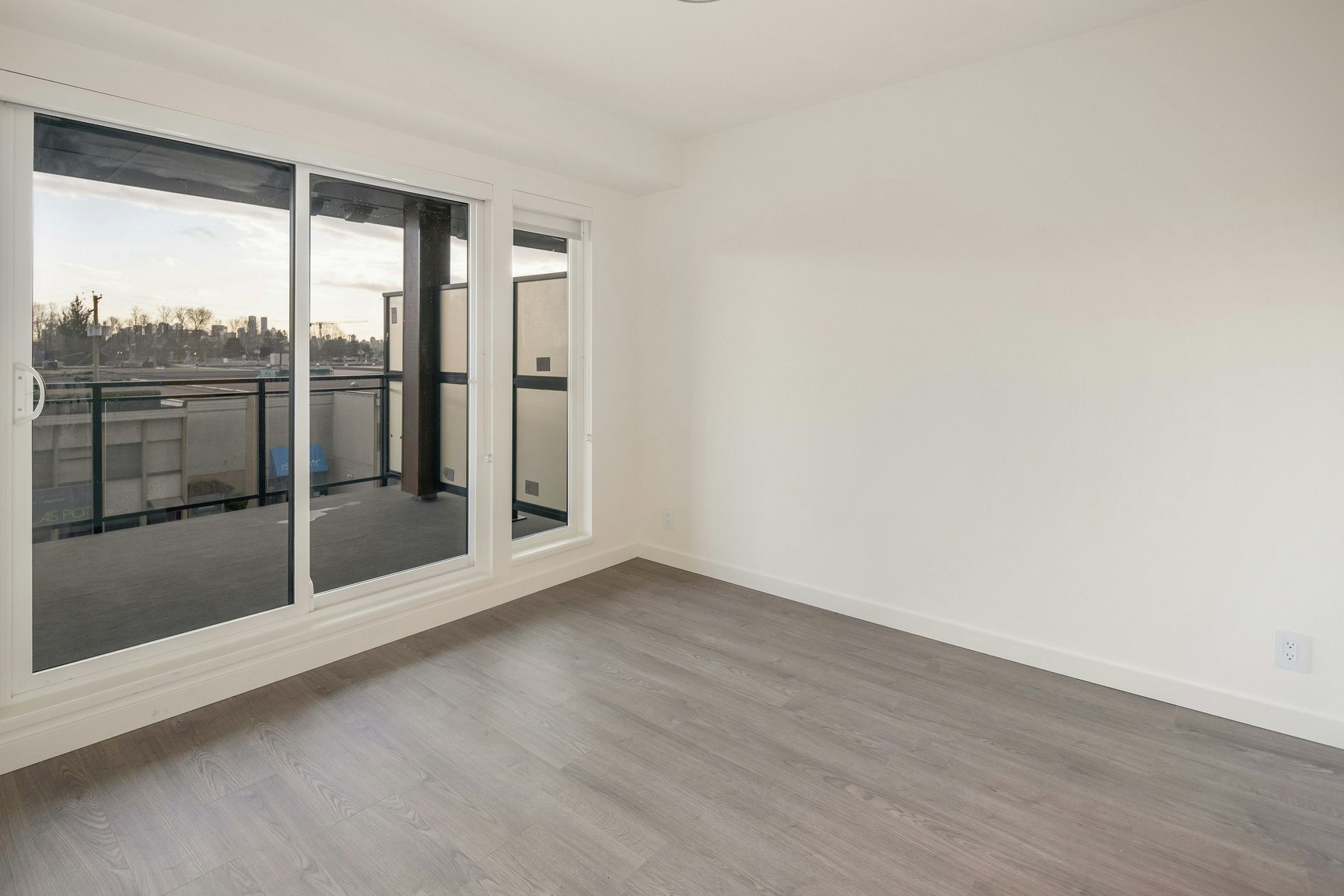 110-1060 Churchill Crescent, North Vancouver, BC, V7P 3M7 - 8