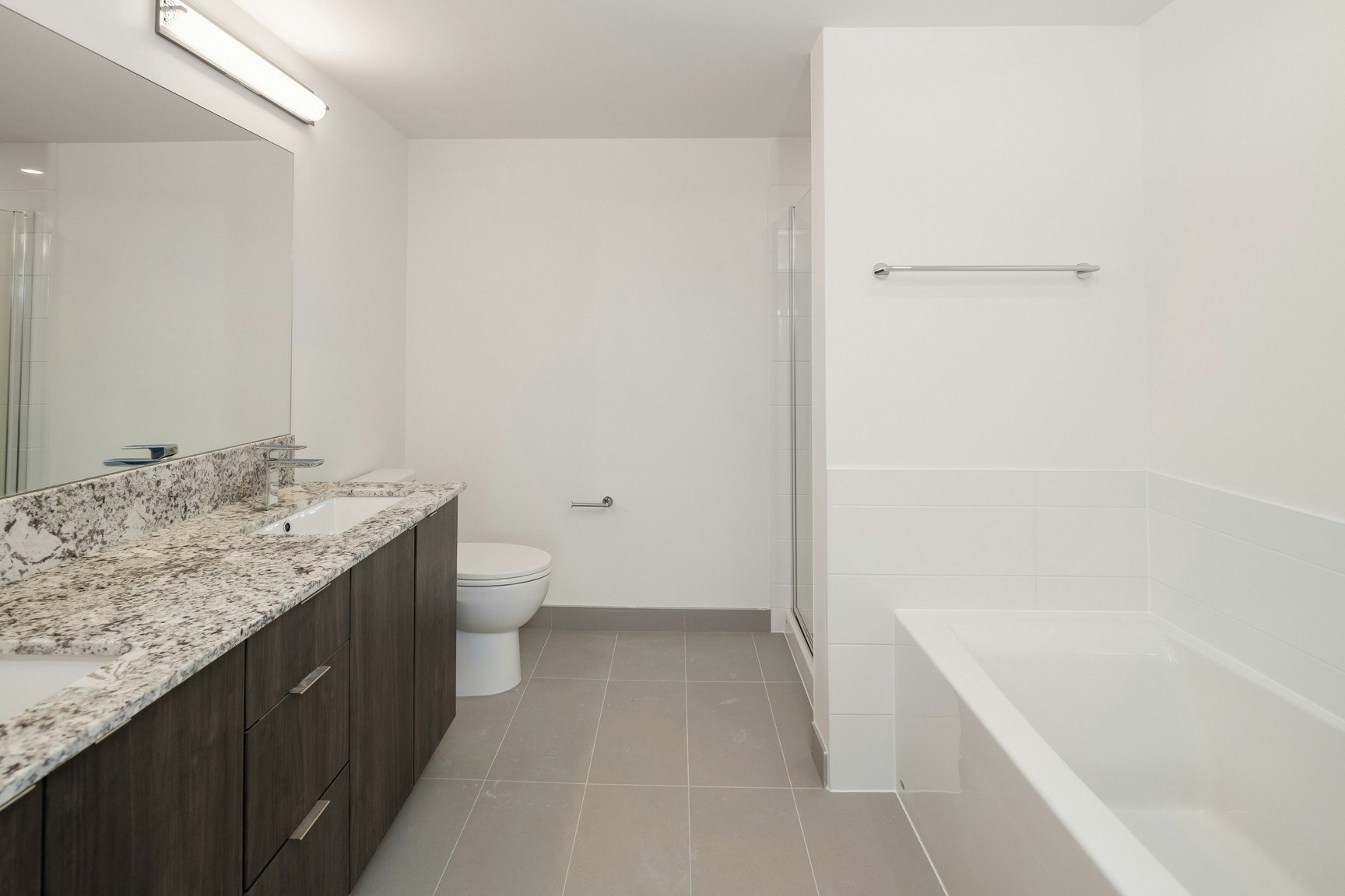 110-1060 Churchill Crescent, North Vancouver, BC, V7P 3M7 - 11