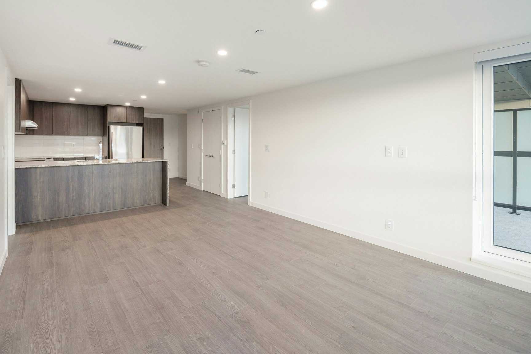 110-1060 Churchill Crescent, North Vancouver, BC, V7P 3M7 - 6